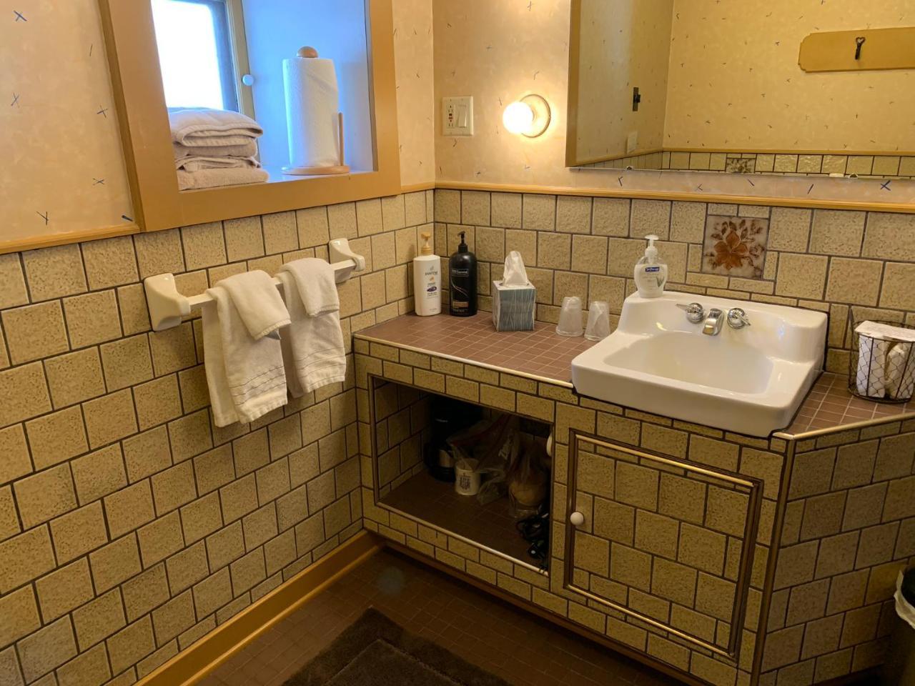 Abe'S Spring Street Guest House Галена Екстериор снимка