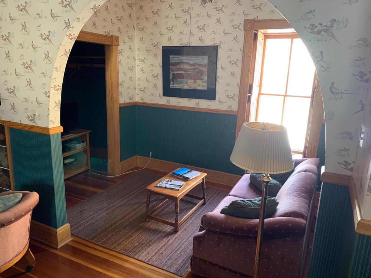 Abe'S Spring Street Guest House Галена Екстериор снимка