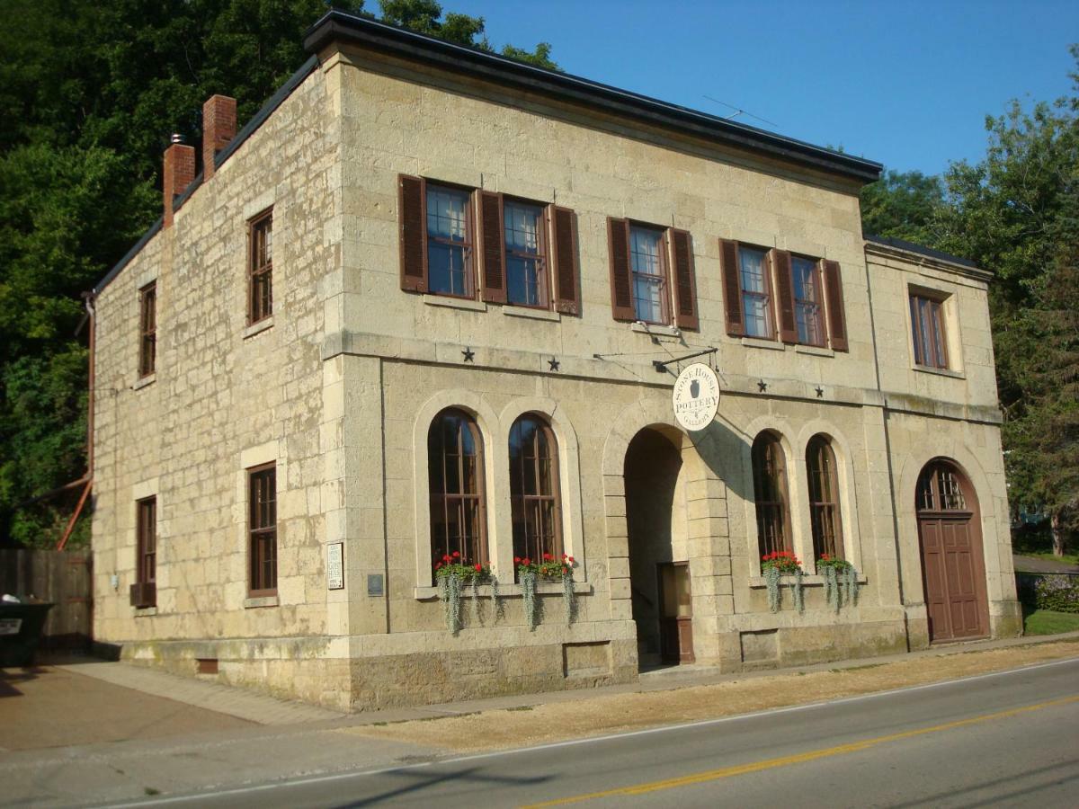 Abe'S Spring Street Guest House Галена Екстериор снимка